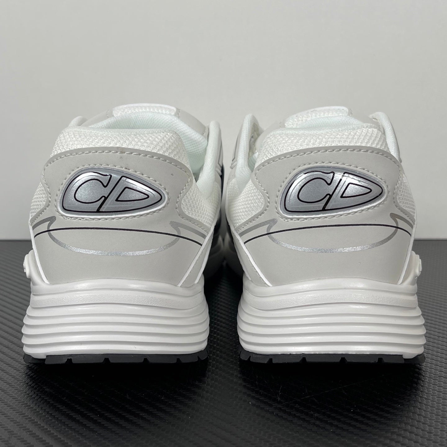 Dior B30 “White”