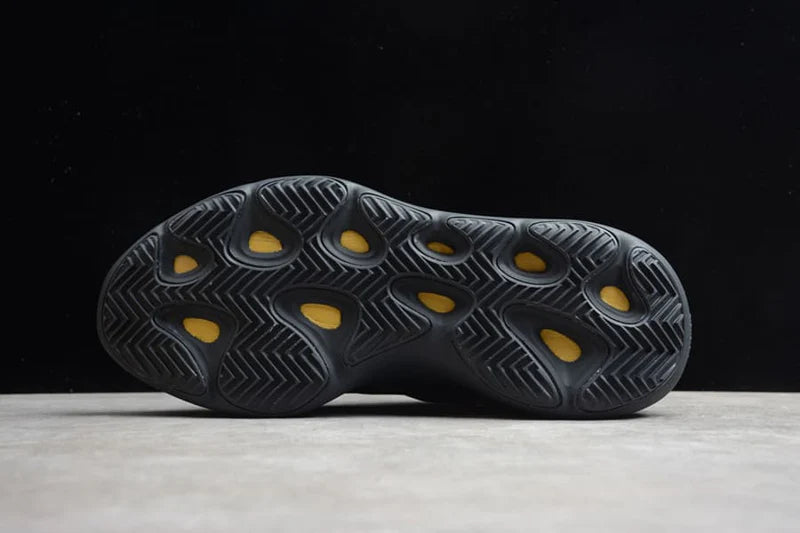 Yeezy 700 V3 “Alvah”