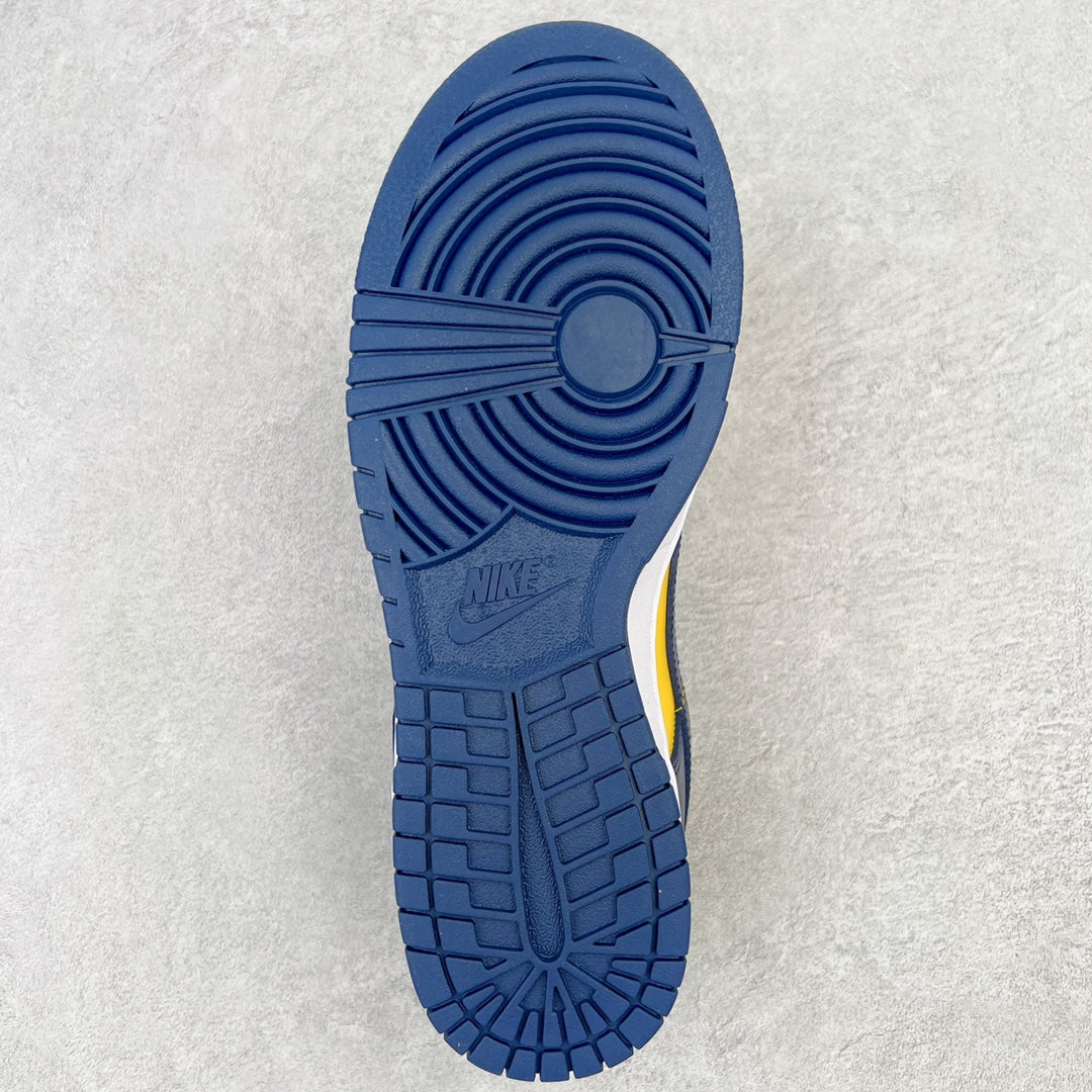 Dunk Low “Michigan”