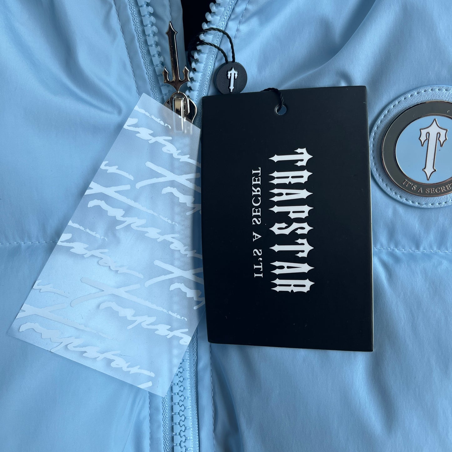 Trapstar Puffer Jacket Women “Baby Blue”