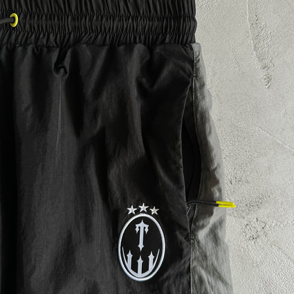 Conjunto Trapstar Football Shellsuit “Black”