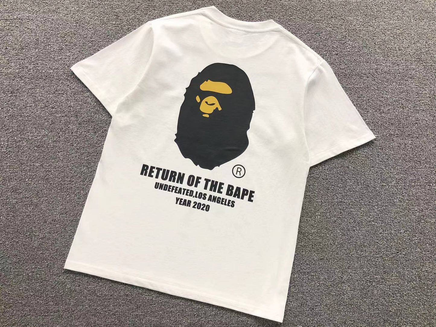 Camisa Bape x Undefeated Ape Head