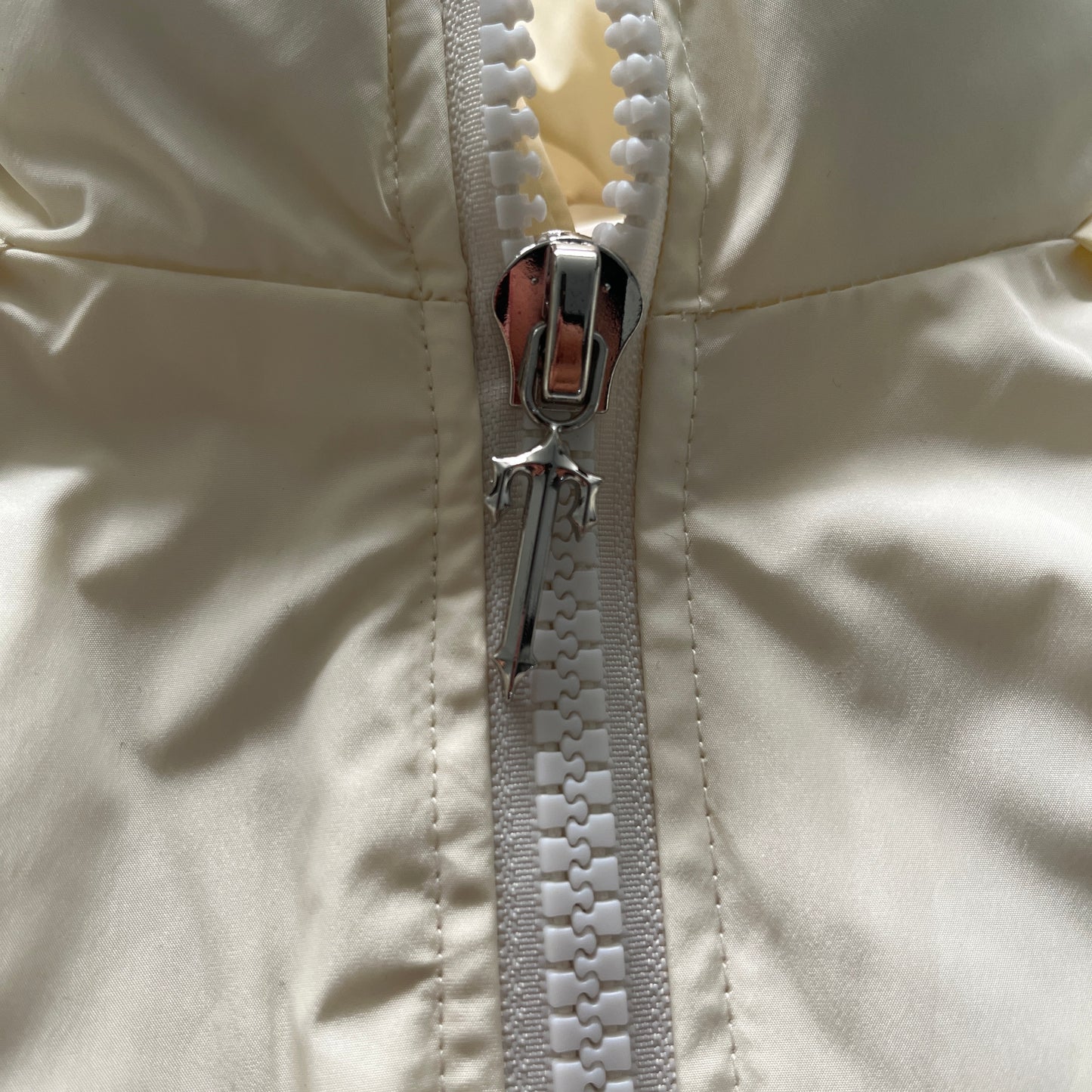 Trapstar Puffer Jacket Women “Cream”