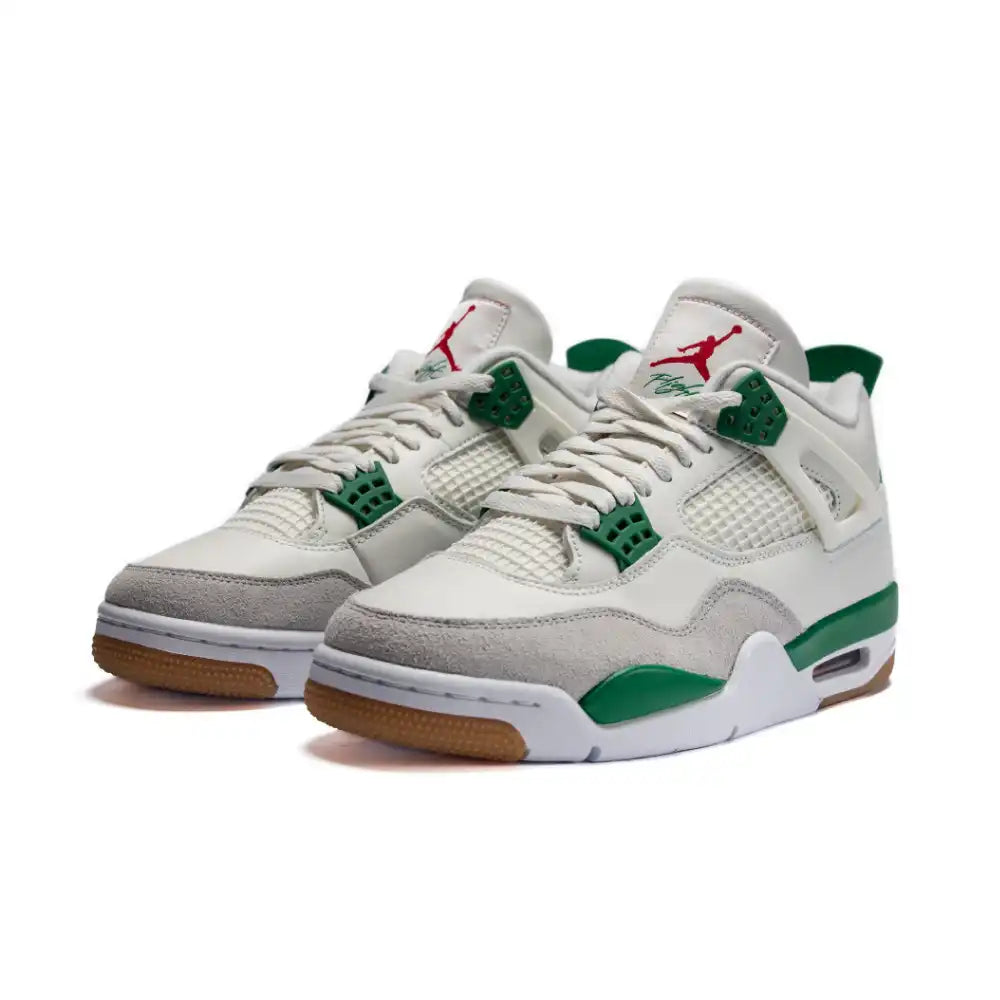 Nike SB x Air Jordan 4 “Pine Green”