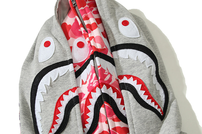 Moletom Bape Shark Wide “Grey”