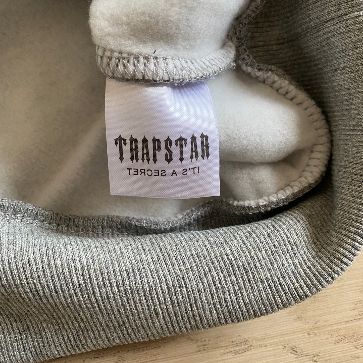 Conjunto Trapstar Hoodie “Grey”