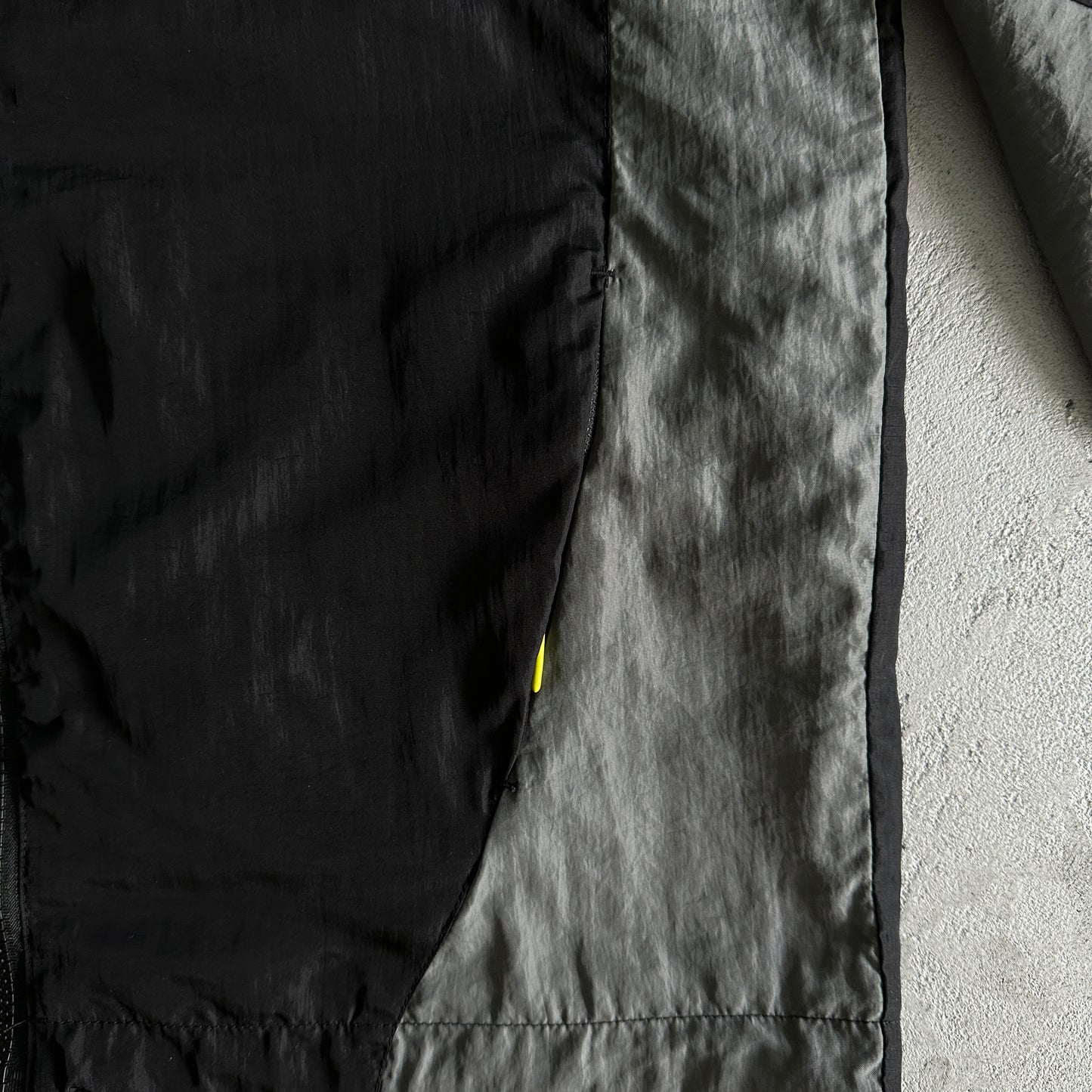 Conjunto Trapstar Football Shellsuit “Black”