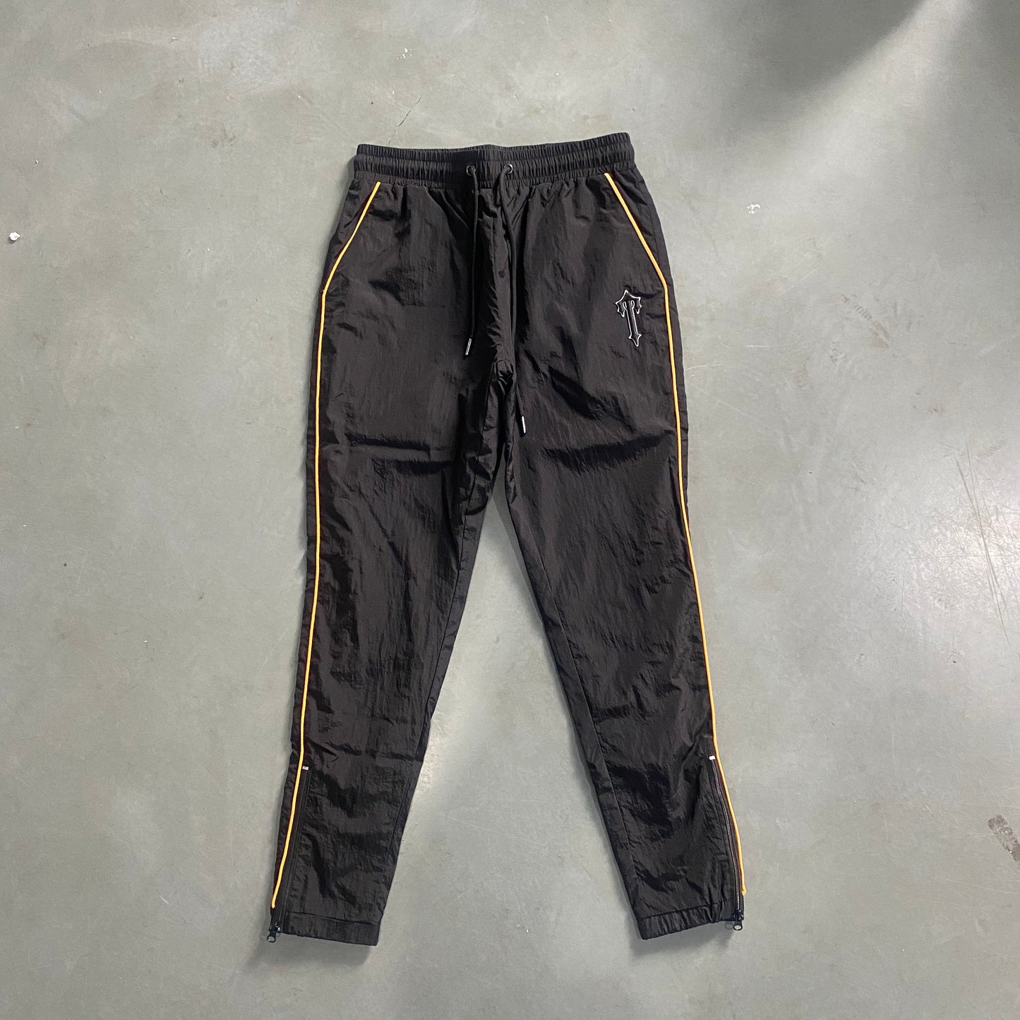 Conjunto Trapstar Shellsuit “Black”