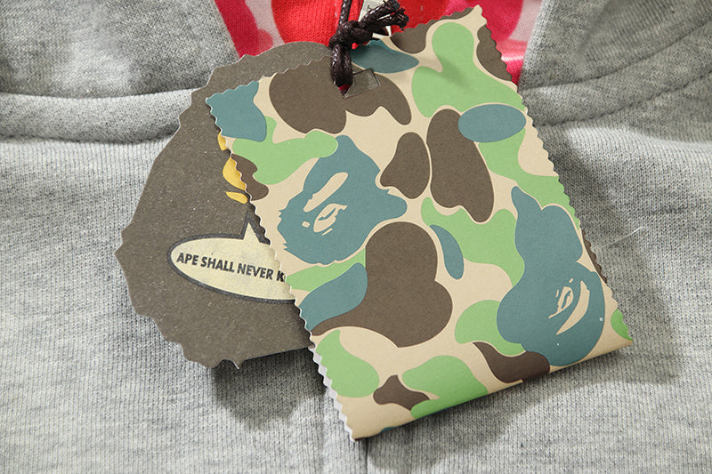 Moletom Bape Shark Wide “Grey”