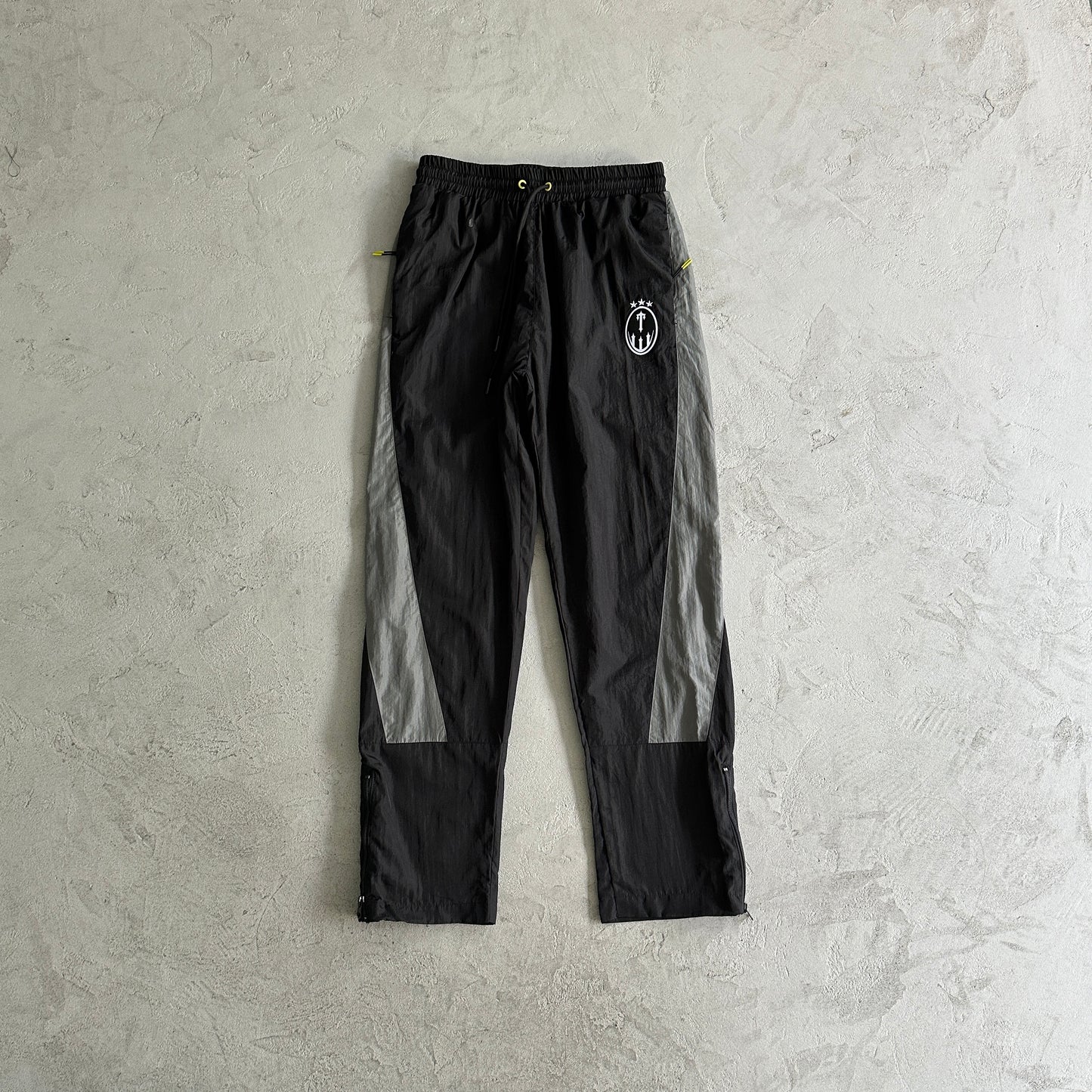 Conjunto Trapstar Football Shellsuit “Black”