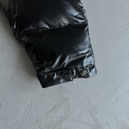 Trapstar Embossed Puffer Jacket “Black”