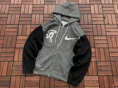 Conjunto Syna World x Nike Solo Swoosh Fleece Grey