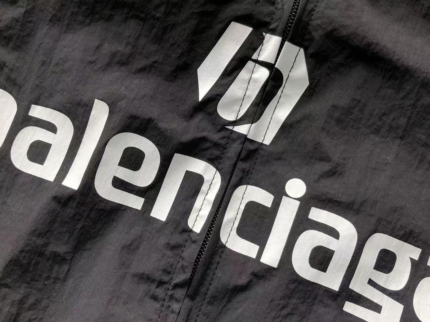 Jaqueta Balenciaga Soccer Paris Black