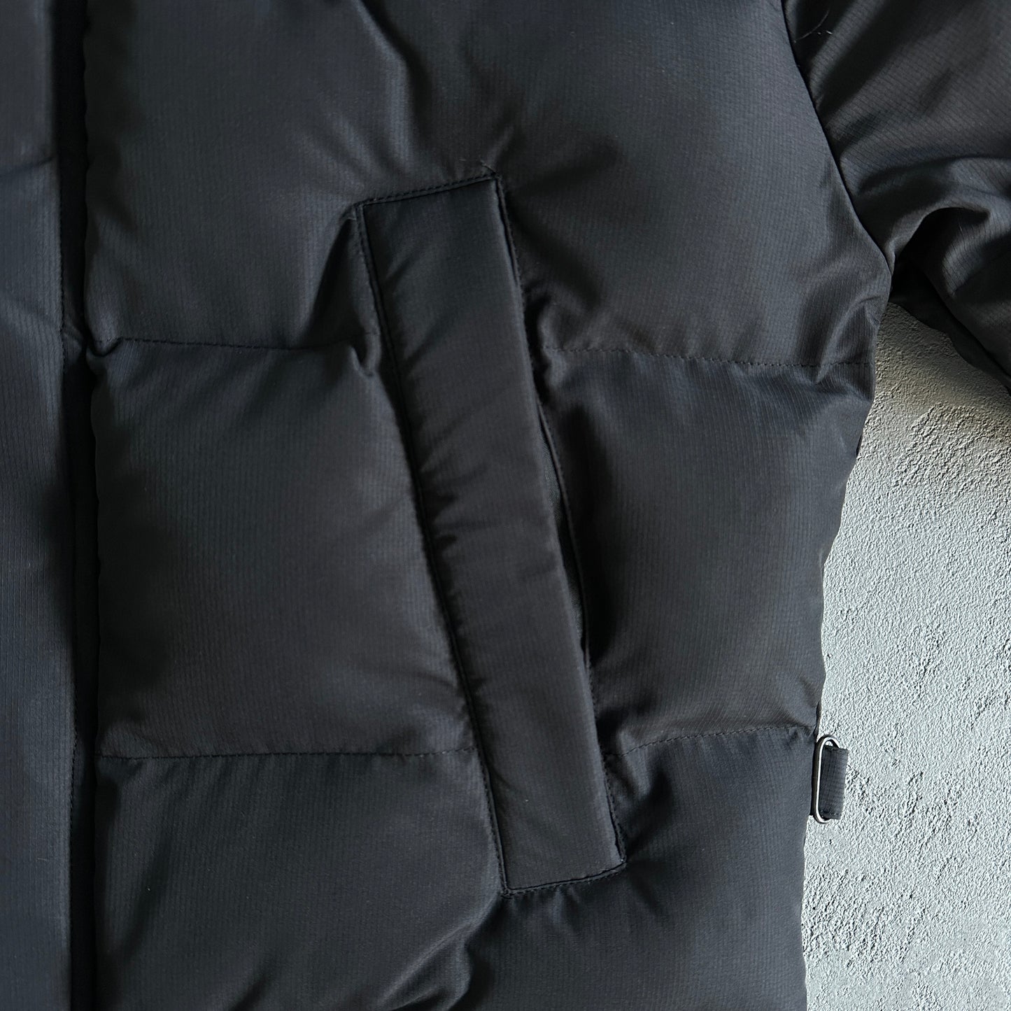 Trapstar Puffer Jacket “Black Red”