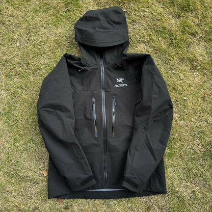 Jaqueta Arcteryx Impermeável “Black”