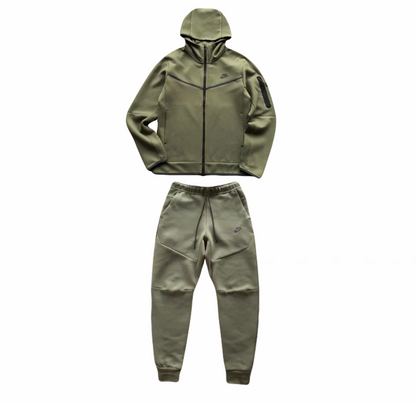 Nike Tech Fleece “Green”