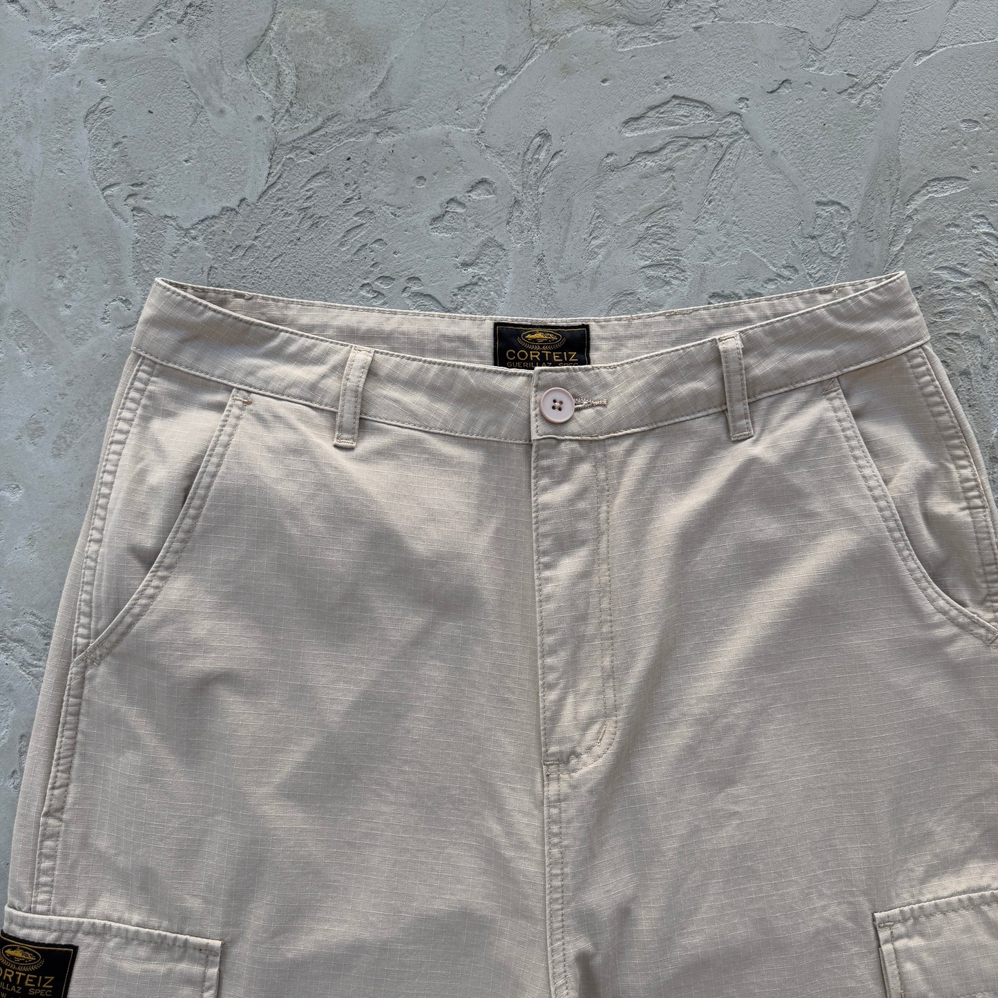 Calça Corteiz Guerillaz Cargo