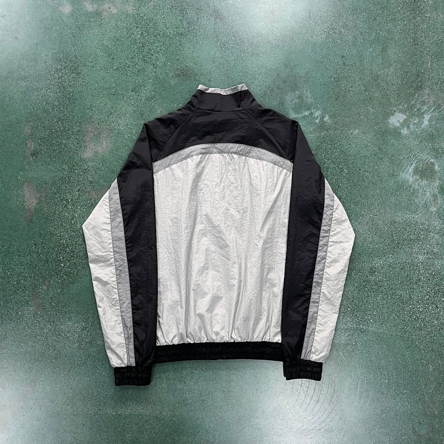 Conjunto Trapstar Shellsuit “Black White”