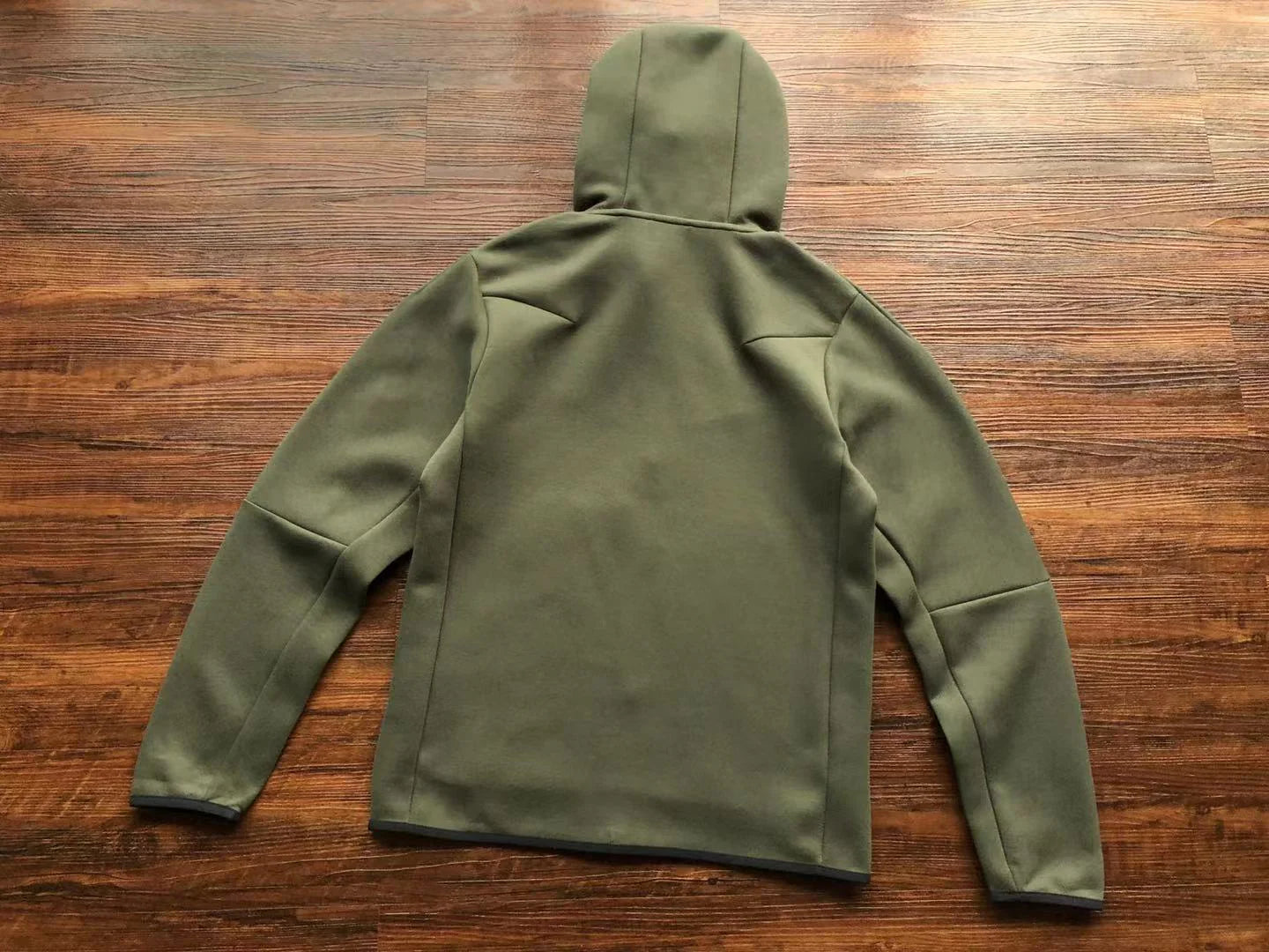 Nike Tech Fleece “Green”