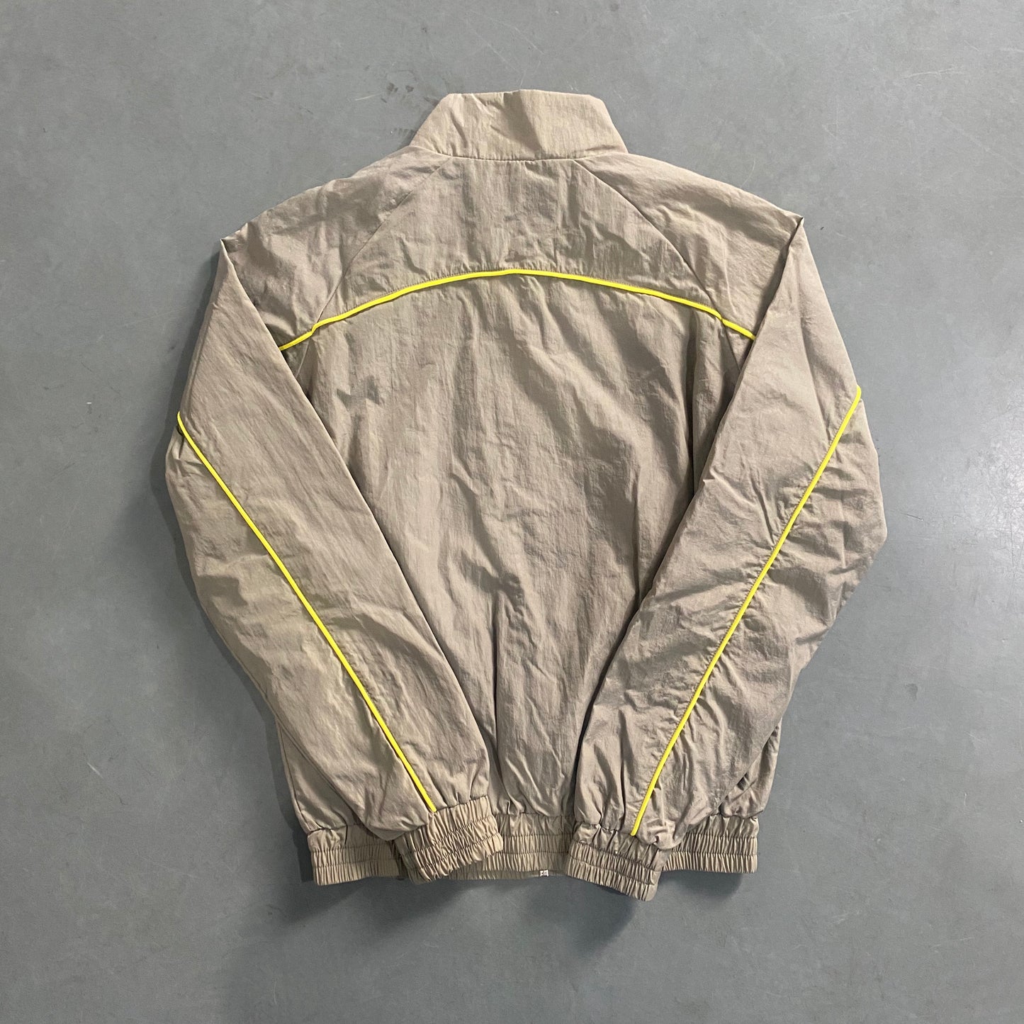 Conjunto Trapstar Shellsuit “Beige”