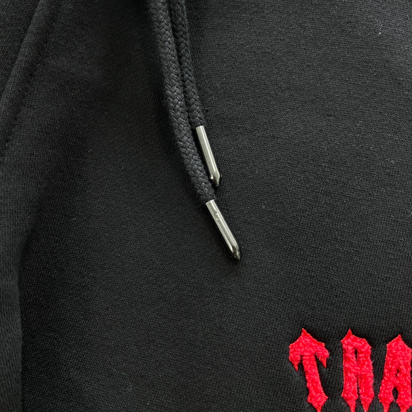 Conjunto Trapstar Hoodie “Black Red”