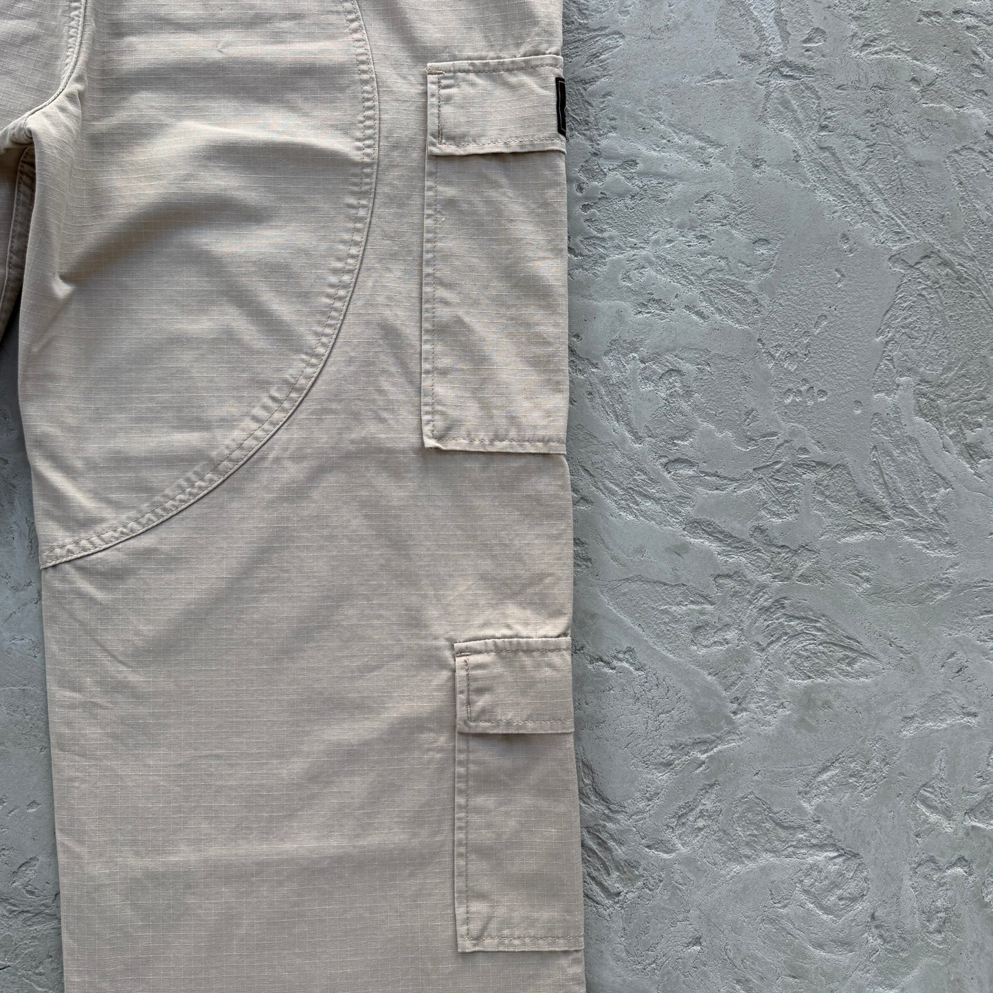 Calça Corteiz Guerillaz Cargo