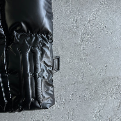 Trapstar Embossed Puffer Jacket “Black”