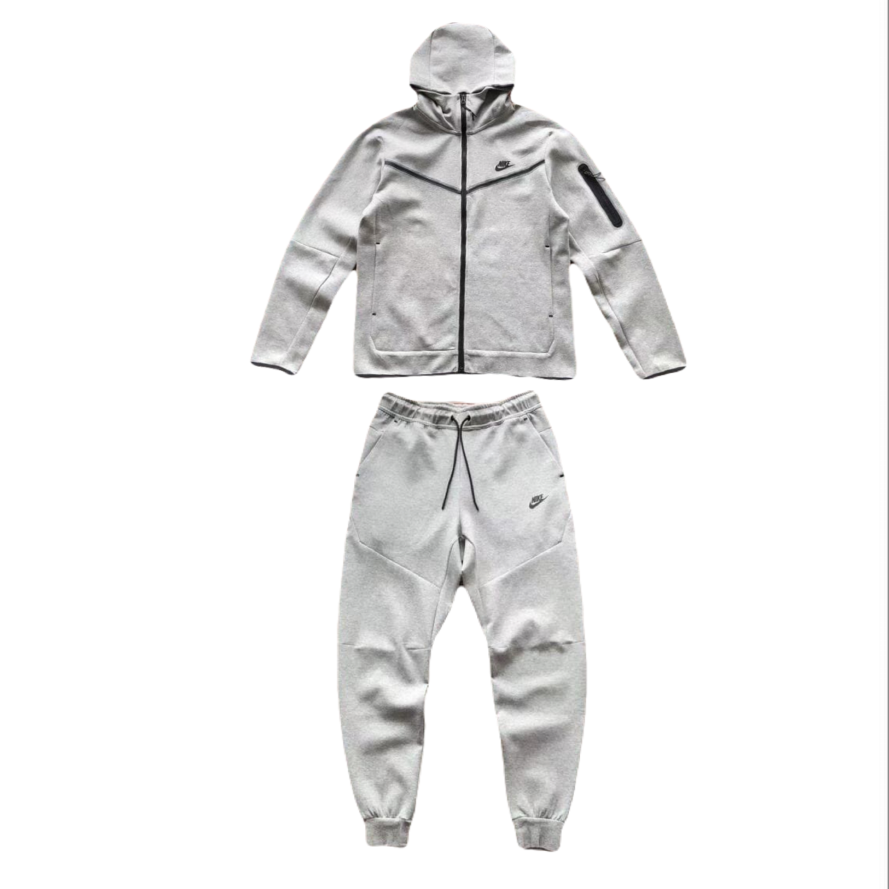 Nike Tech Fleece “Grey”