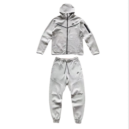 Nike Tech Fleece “Grey”