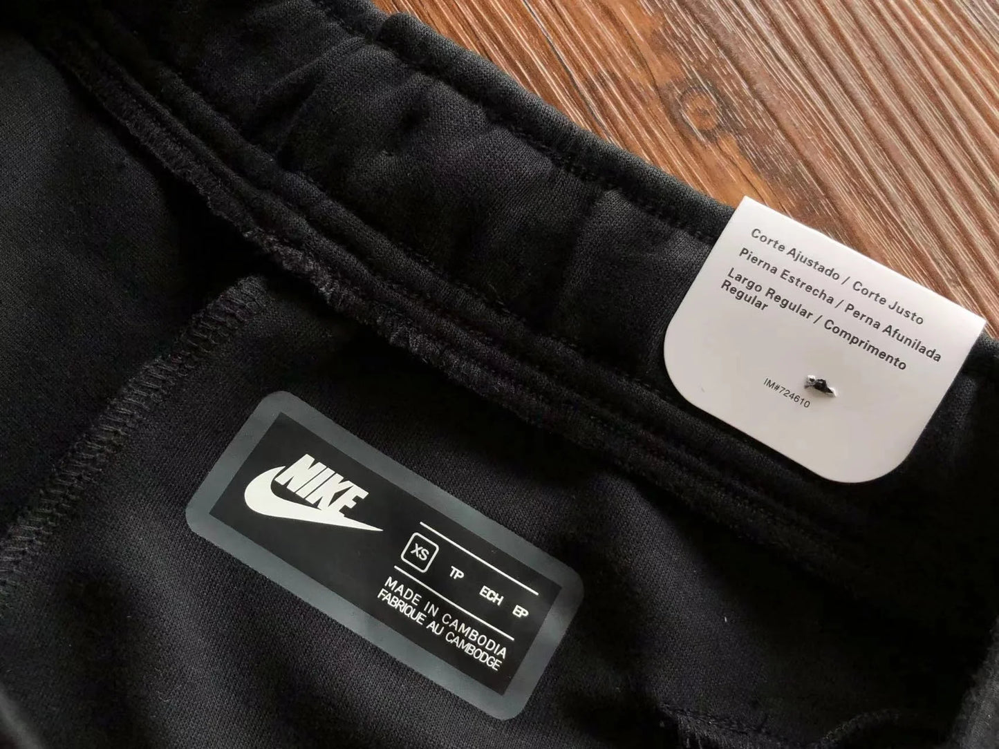 Nike Tech Fleece “Black”