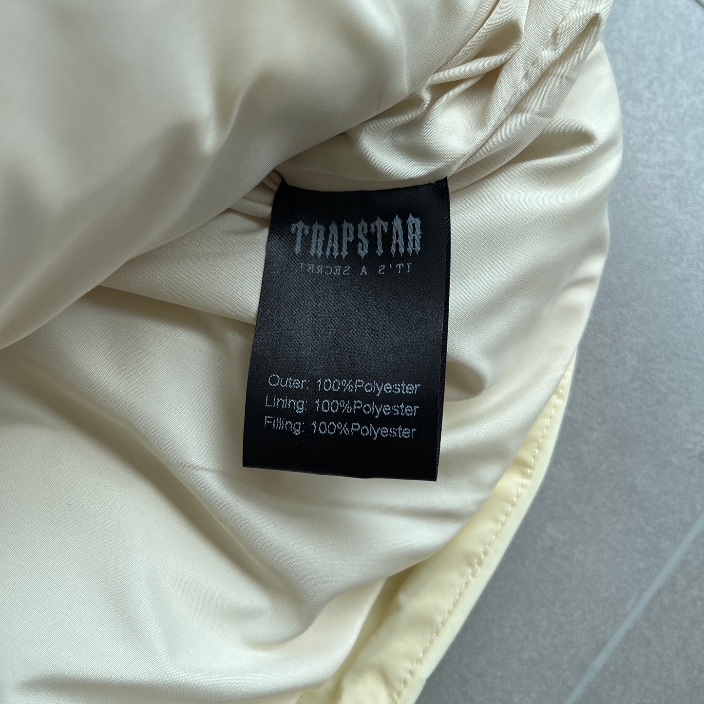 Trapstar Puffer Jacket Women “Cream”