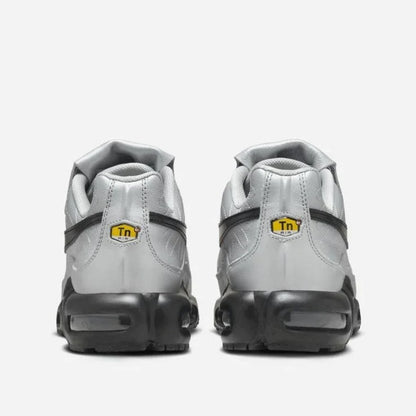Air Max Plus Tiempo “Prata”