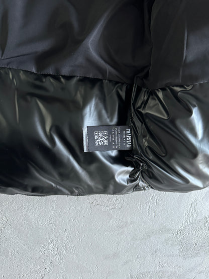 Trapstar Embossed Puffer Jacket “Black”