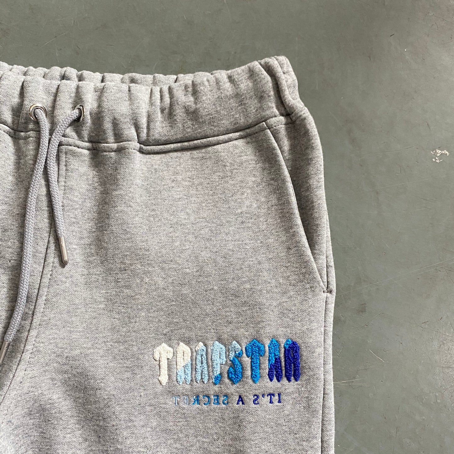 Conjunto Trapstar Ice Flavours “Grey”