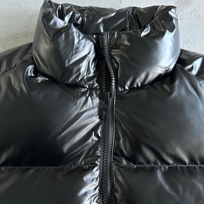 Trapstar Embossed Puffer Jacket “Black”