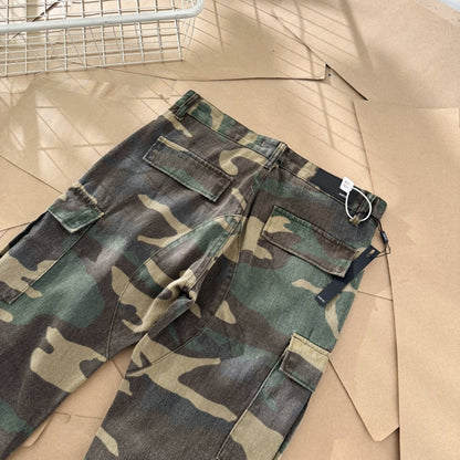 Calça Jeans Amiri “Camuflada”