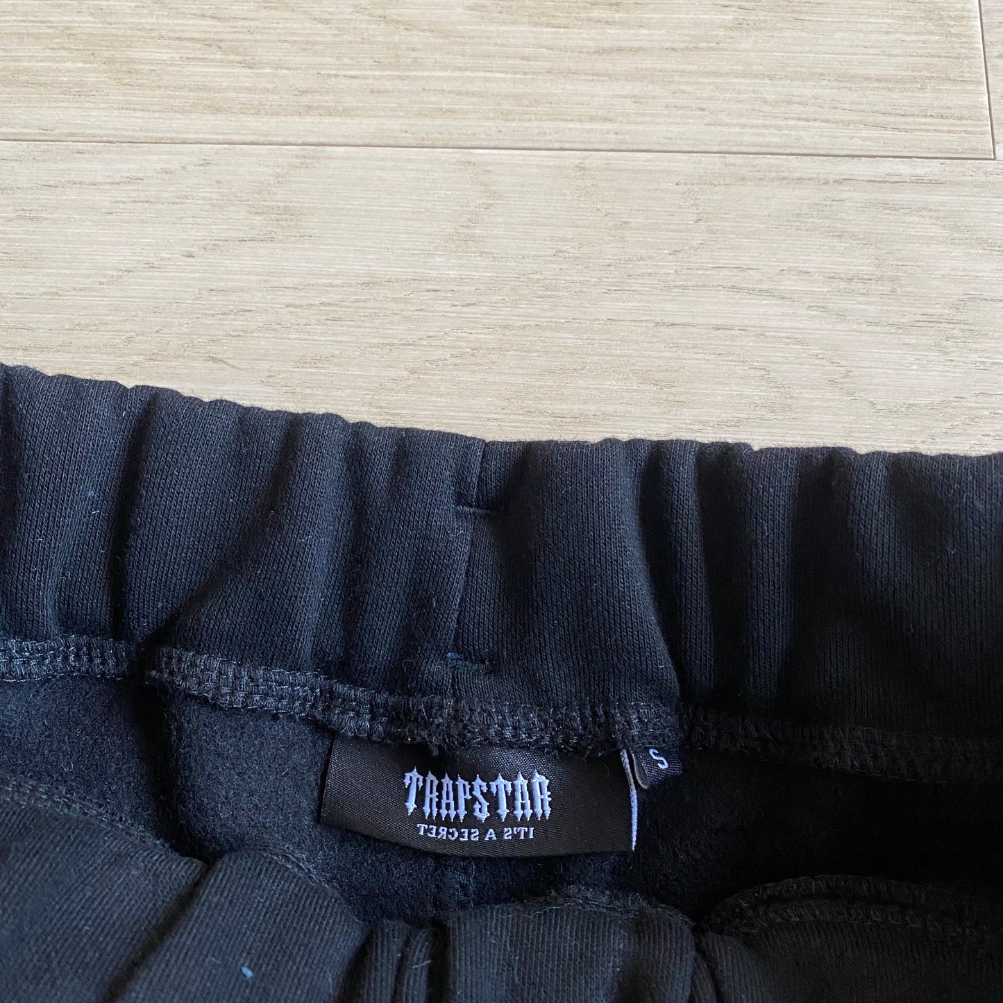 Conjunto Trapstar Hoodie “Black”