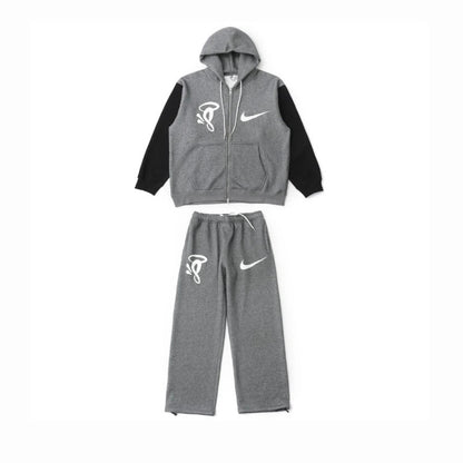 Conjunto Syna World x Nike Solo Swoosh Fleece Grey