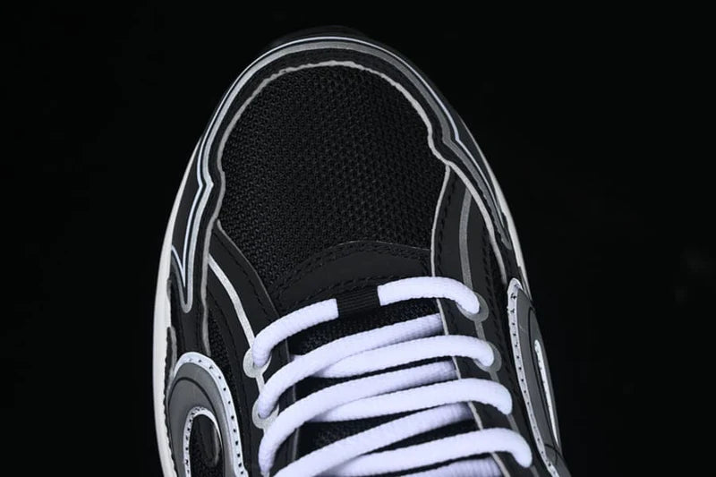 Dior B30 “Black White”