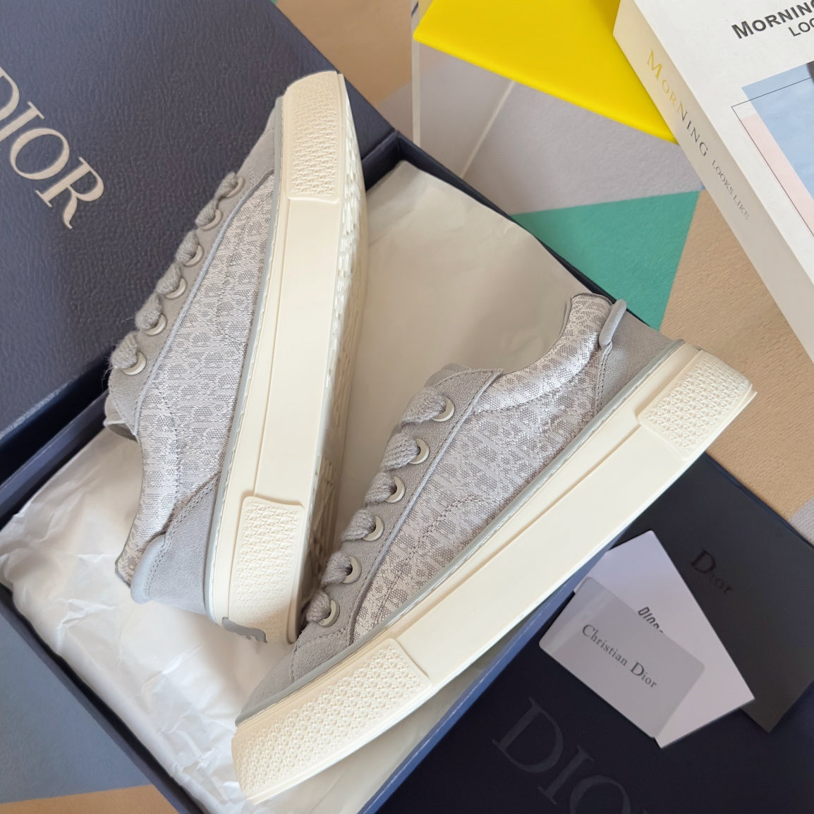 Dior B33 “White Grey”