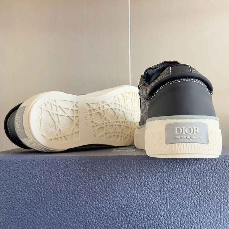 Dior B33 “Black White”