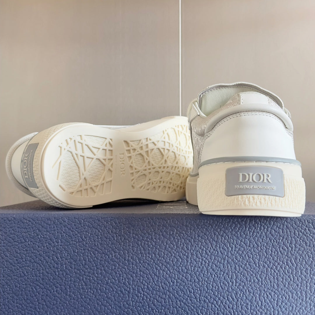 Dior B33 “White Smooth