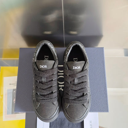 Dior B33 “Black”