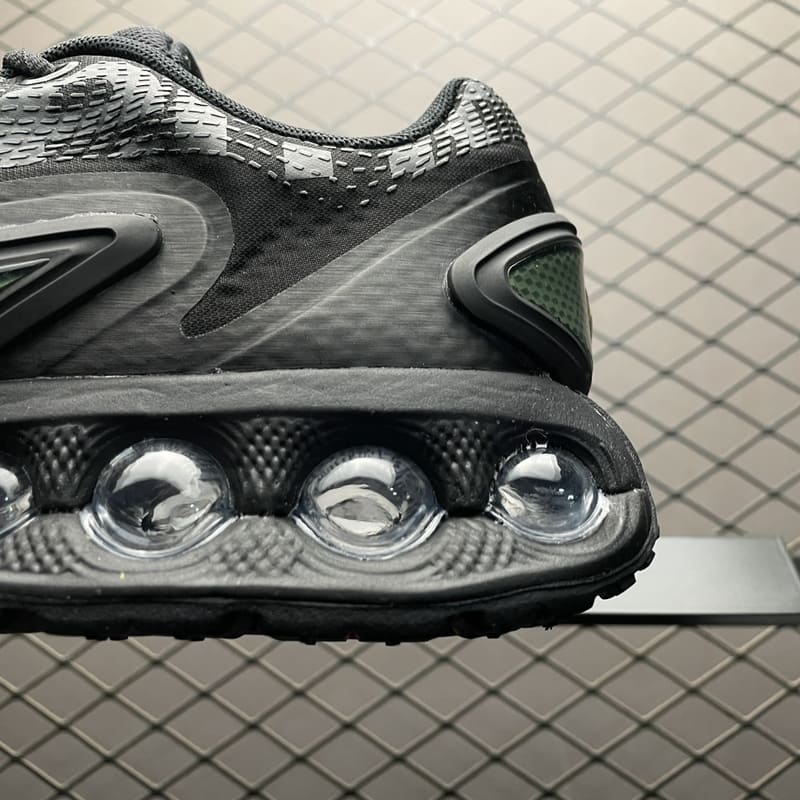 Air Max DN “Supreme Black“