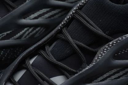 Yeezy 700 V3 “Alvah”