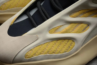 Yeezy 700 V3 “Safflower”