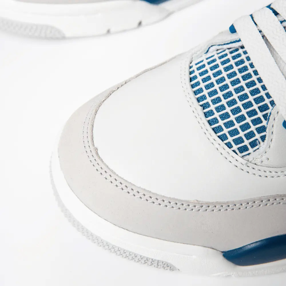 Air Jordan 4 “Military Blue”
