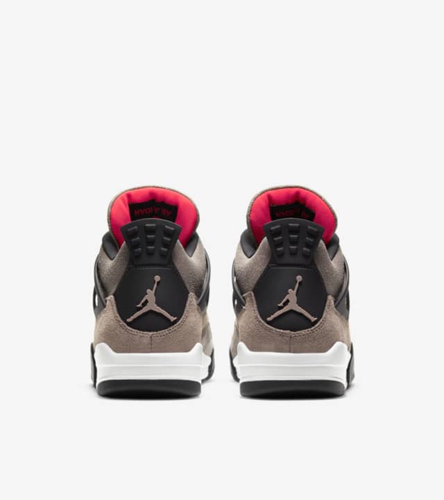 Air Jordan 4 “Taupe Haze”