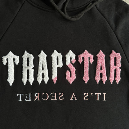 Decoded Chenille Hoodie “Black Pink”