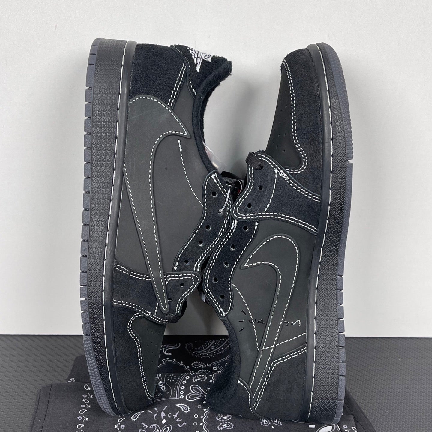 Travis Scott x Air Jordan 1 Low “Black Phantom”